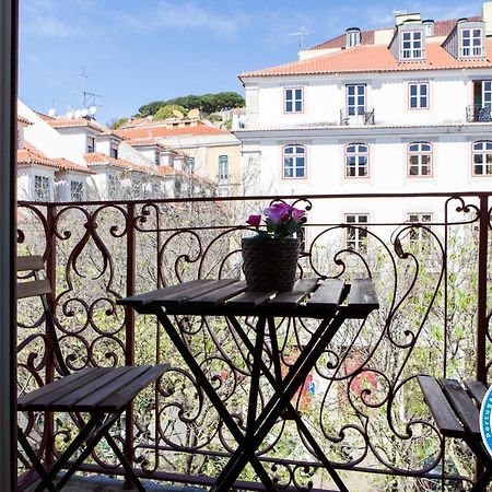 Alfama Sophisticate Flat With Balconies 2Bedrs 2Baths & Ac In 19Th Century Building Historic Center Daire Lisboa Dış mekan fotoğraf