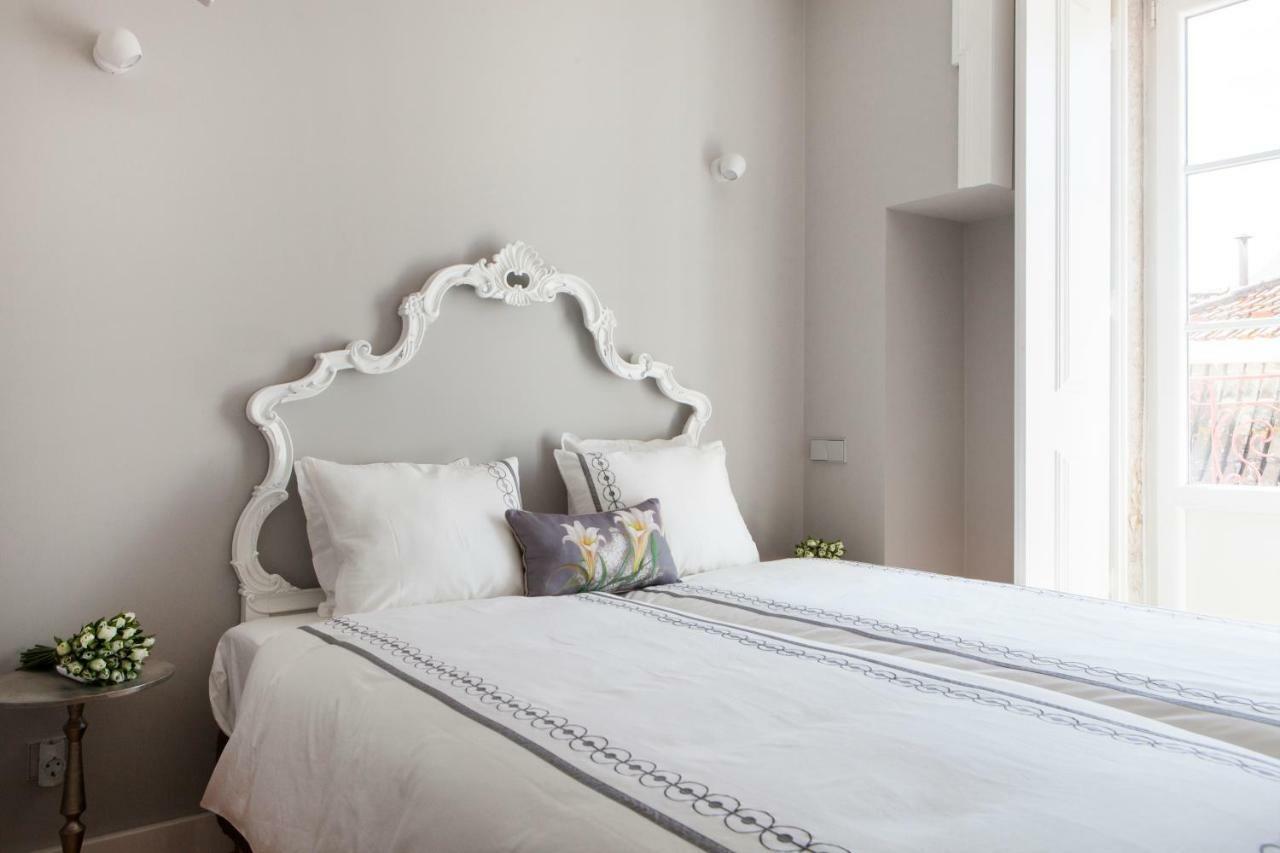 Alfama Sophisticate Flat With Balconies 2Bedrs 2Baths & Ac In 19Th Century Building Historic Center Daire Lisboa Dış mekan fotoğraf