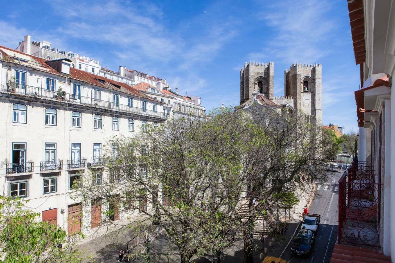 Alfama Sophisticate Flat With Balconies 2Bedrs 2Baths & Ac In 19Th Century Building Historic Center Daire Lisboa Dış mekan fotoğraf